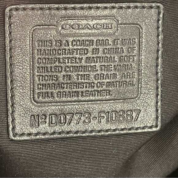 COACH Vintage Black Pebble Leather Shoulder Bag BEAUTIFUL CONDITION! - Picture 2 of 7